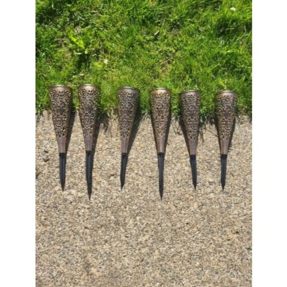 6 Pack Solar Lights Outdoor Garden Decorative with Warm Light Waterproof Pathway - Picture 2 of 3